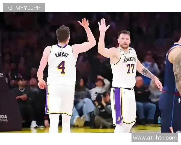 东契奇领衔湖人逆转鹈鹕，送其四连败的精彩瞬间