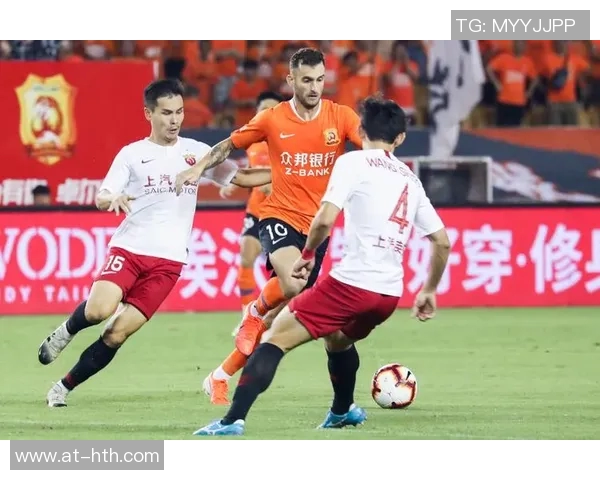 上港冲冠前瞻：打平就能夺冠，却偏偏最危险？真正的对手不是大连